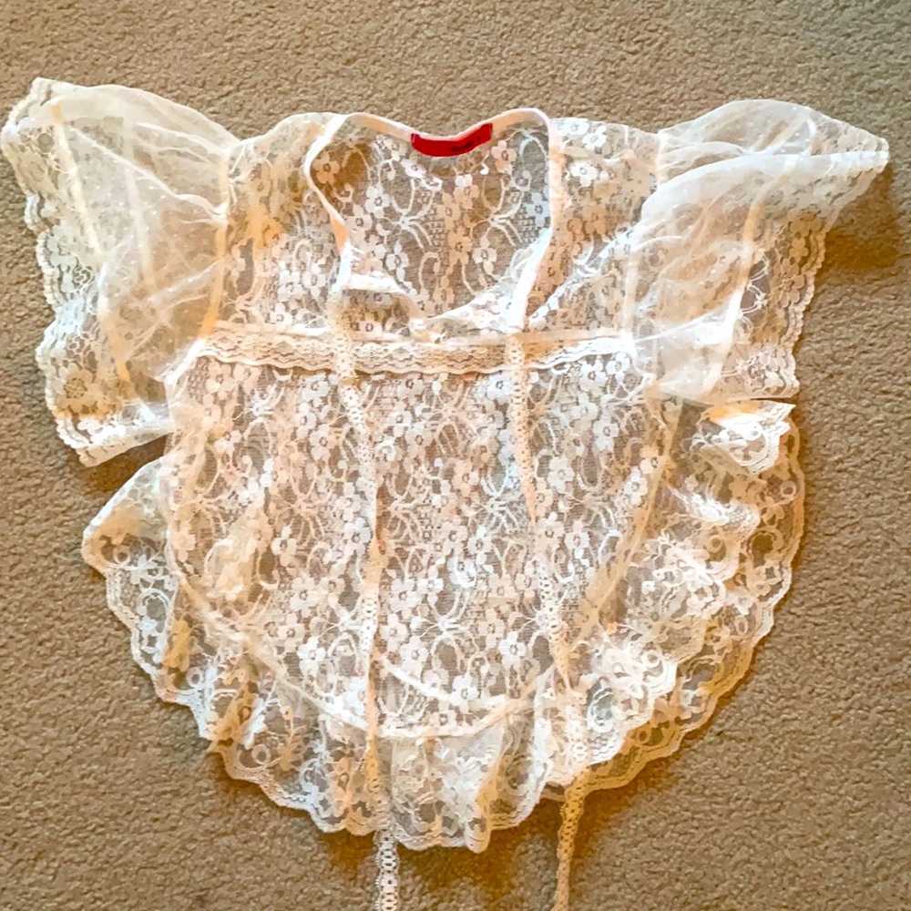 Lacy chemise